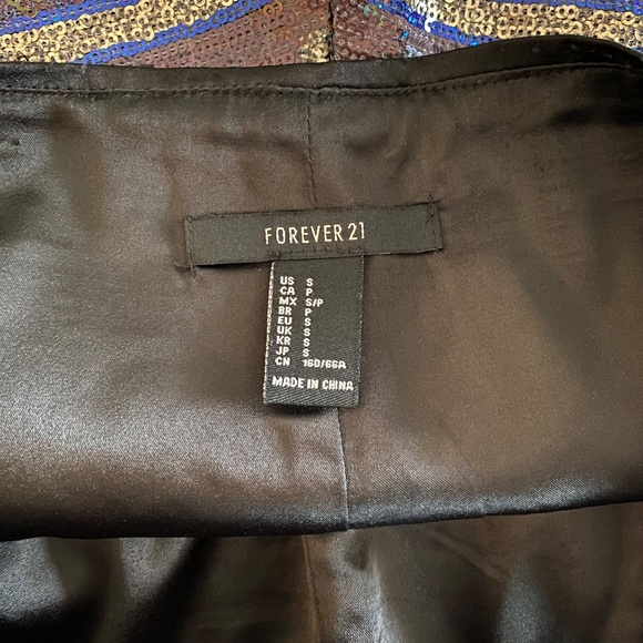 Forever 21 Sequin Shorts - Picture 6 of 6